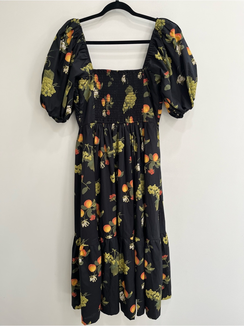 Abercrombie & Fitch Emerson Puff Sleeve Midi Dress Black Fruit Print Medium NWT - Picture 2 of 12